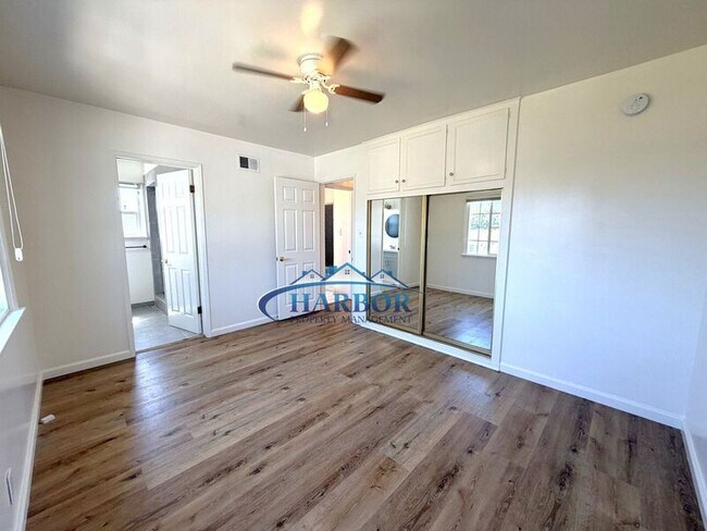 Building Photo - 2028 Elberon Ave