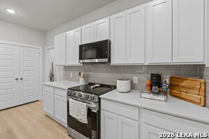Building Photo - 9018 Sand Dune Vis
