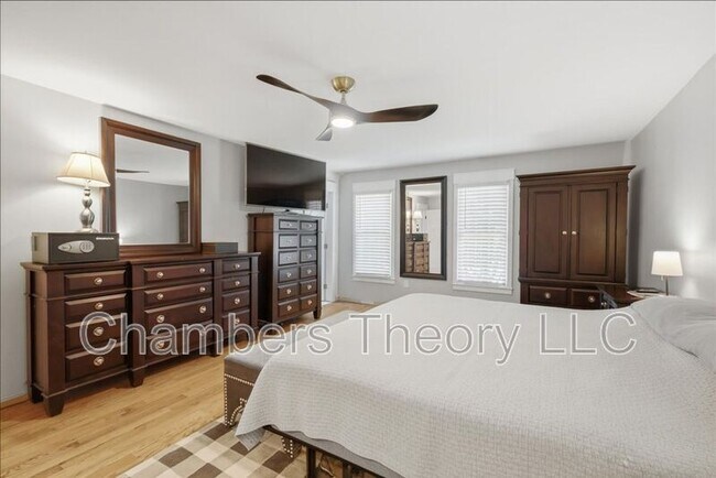 Building Photo - 14410 Otis Ct