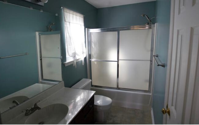 Building Photo - 119 Chalice Way