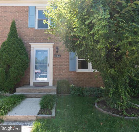 Primary Photo - 13205 Black Walnut Ct