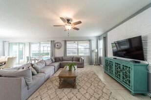 Building Photo - 16514 Silver Brook Way