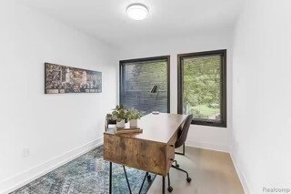 Building Photo - 3309 Cochrane St