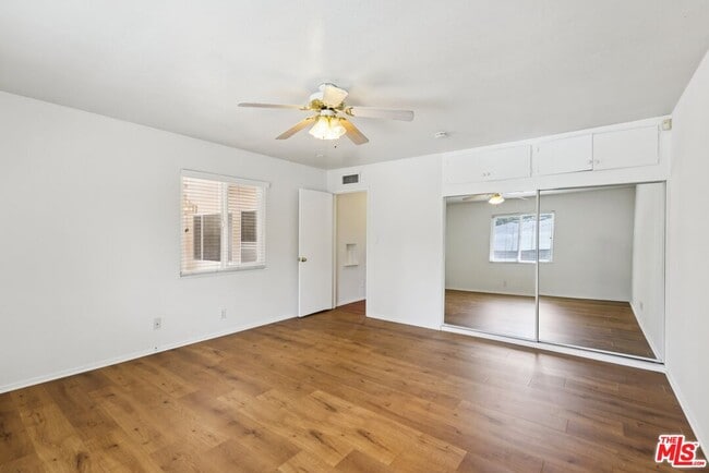 Building Photo - 6727 Orion Ave