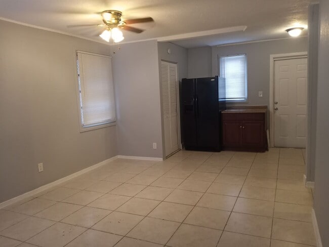 Building Photo - 3/1 Home for Rent