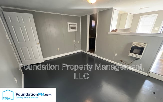 Building Photo - 3468 Bowen Ave