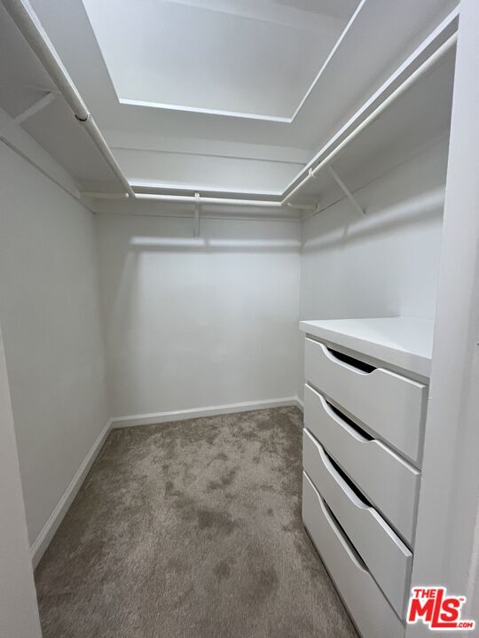 Building Photo - 11937 Darlington Ave