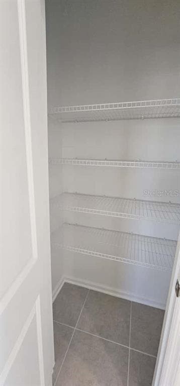 Building Photo - 548 Hart Ln