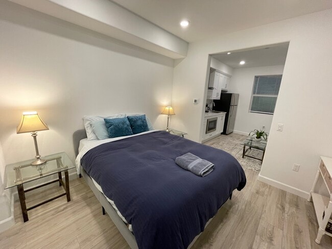 Building Photo - 7941 Belluno Wy