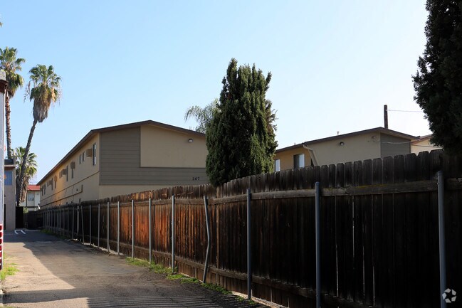 Building Photo - Orlando Woods Apartments