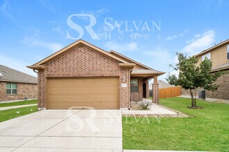 Building Photo - Prepare to be impressed by this 3 bedroom, 2 bathroom home