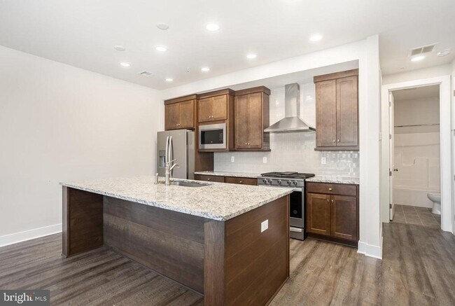 Building Photo - 3119 Herr St
