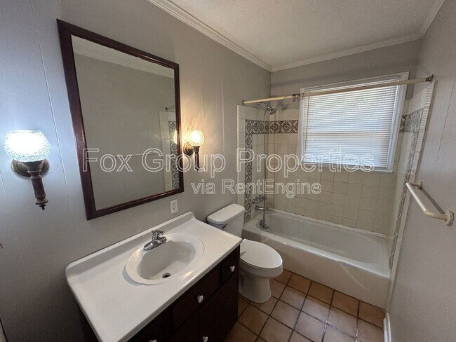 Building Photo - 579 Old Speedway Dr NW