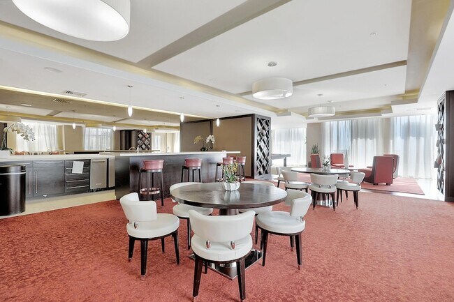 Building Photo - 550 Okeechobee Blvd