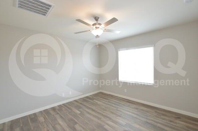 Building Photo - 9087 N 114th Ln