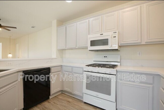 Building Photo - 39719 Princeton Way