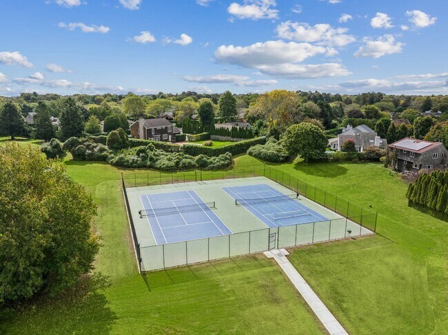 Building Photo - 25 Meadowgrass Ln