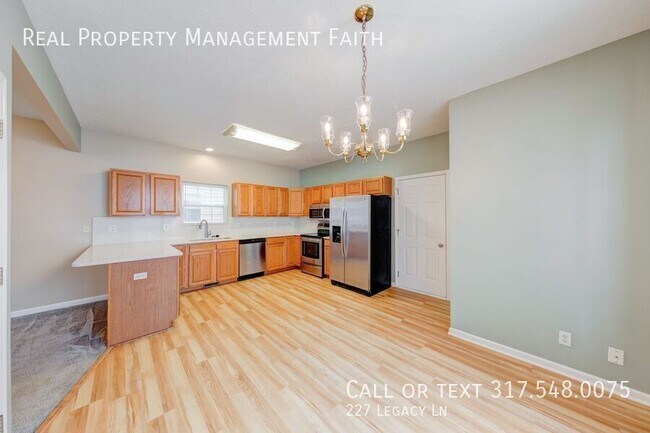 Building Photo - 227 Legacy Ln