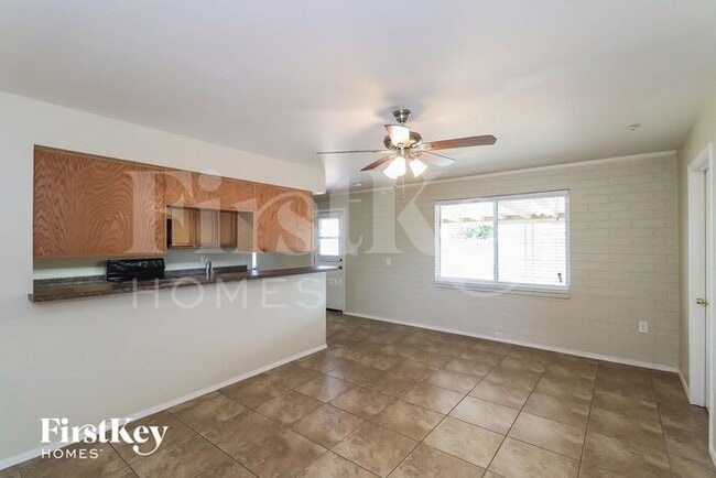 Building Photo - 2515 N 68th St