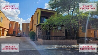 Building Photo - Placita De Las Tarascas