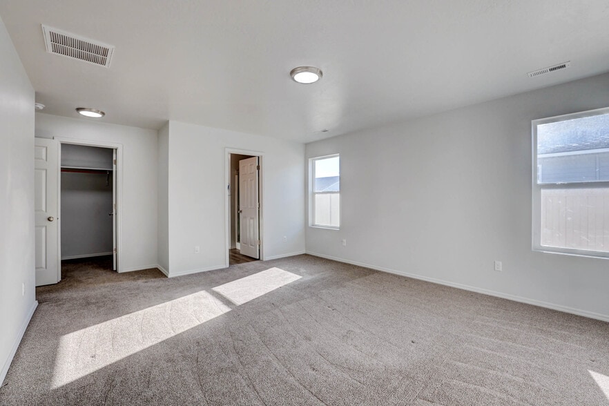 Building Photo - 19570 Nanticoke Ave