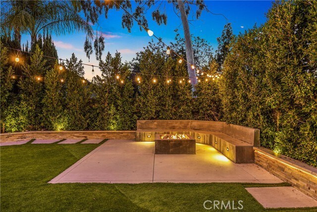 Building Photo - 1320 N Van Gogh Cir