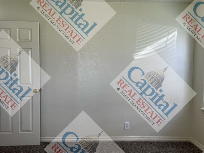 Building Photo - Home Sweet Home- Move In Special!!!!