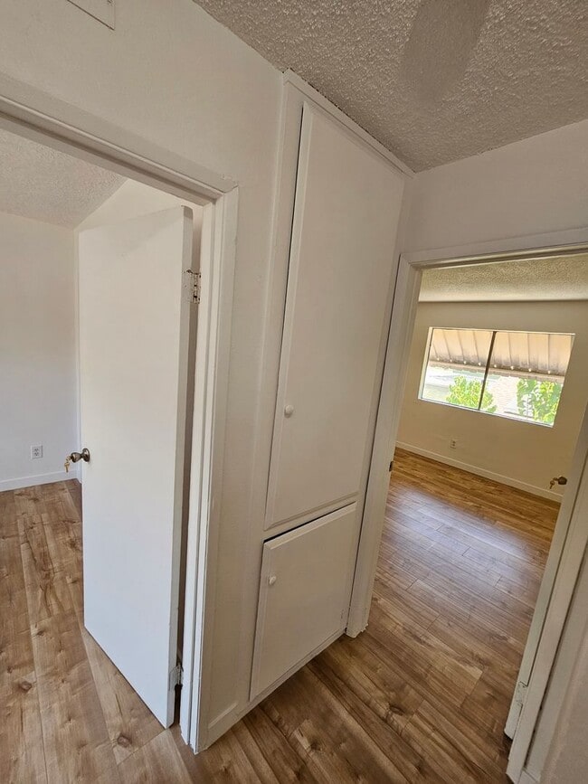 Building Photo - 2333 Birkdale St