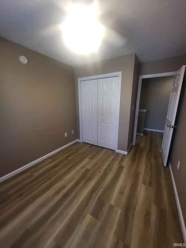 Building Photo - 3811 E Cobble Creek Dr