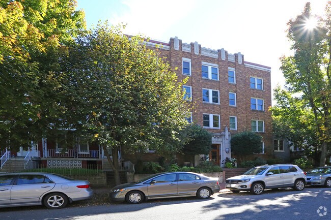 Building Photo - The Hawthorne