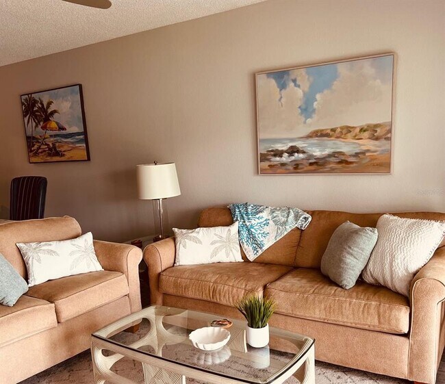 Building Photo - 9300 Clubside Cir