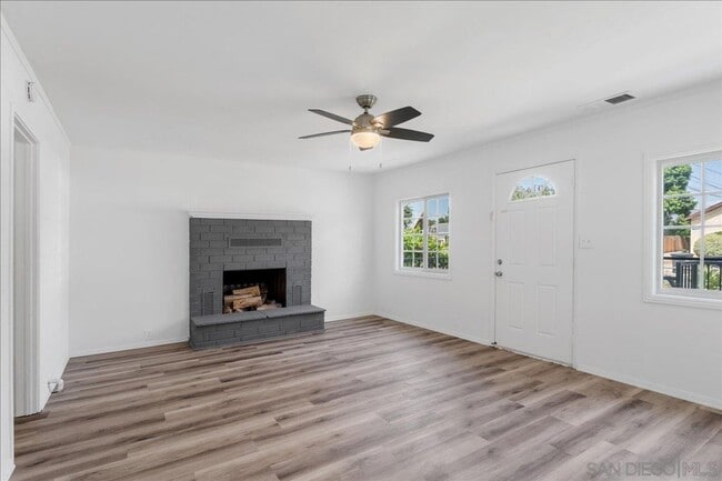 Building Photo - South 2nd- 4 Bed 2 Bath Remodeled Home in El Cajon!