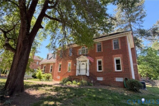 Building Photo - 504 Gaslight Dr