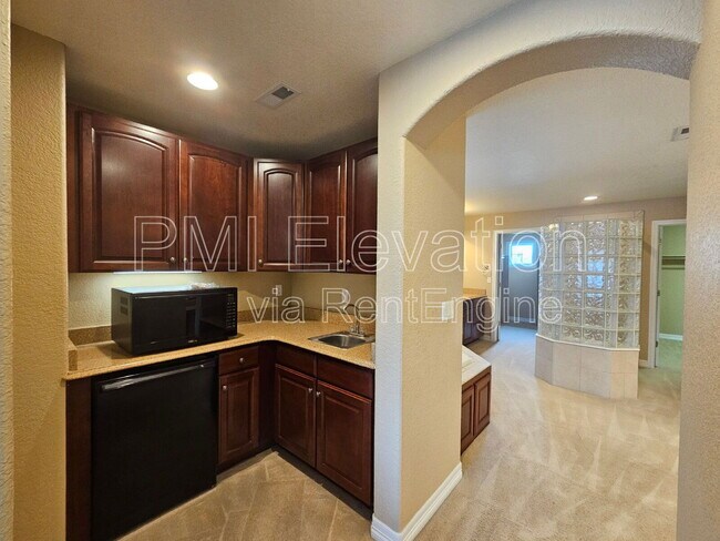 Building Photo - 16448 E Orchard Pl