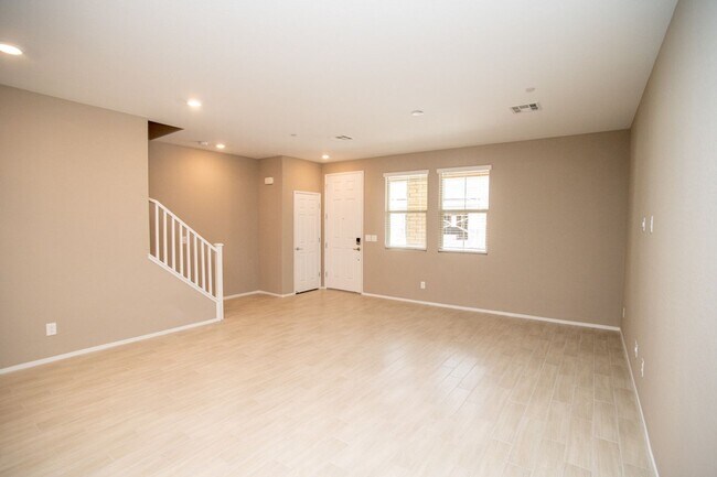 Building Photo - COMING SOON Gorgeous Townhome 3/2 in Santa Rosa Community in Summerlin!