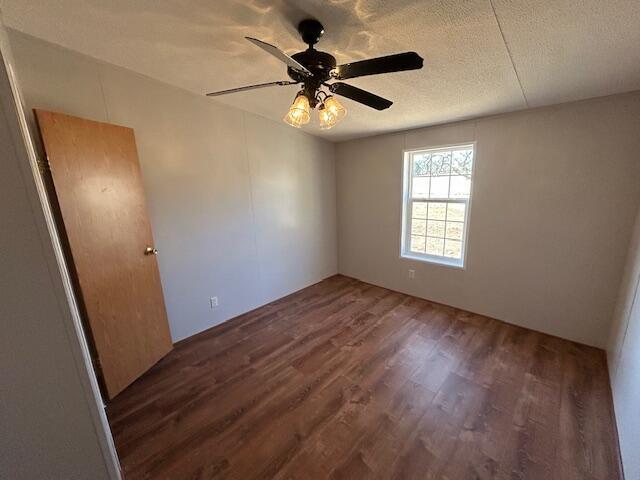 Building Photo - 9051 Elm Dr