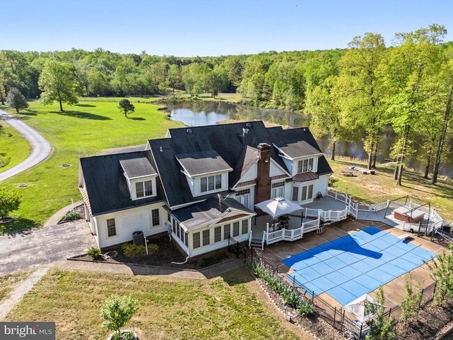 Building Photo - 2036 Spotswood Dr
