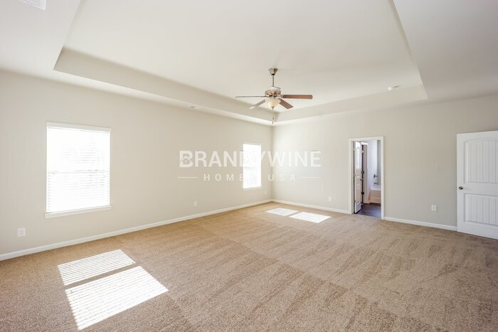 Building Photo - 31 Cliffbriar Terrace