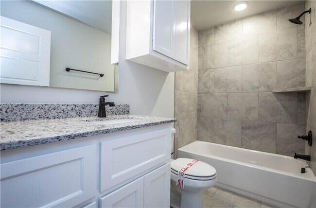 Building Photo - 14309 Limestone Ln