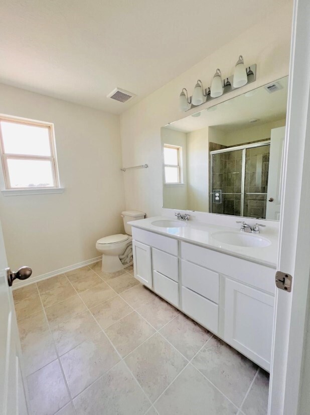 Building Photo - 4939 Hickory Deer Ln