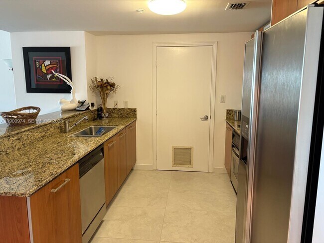 Building Photo - 9055 SW 73rd Ct