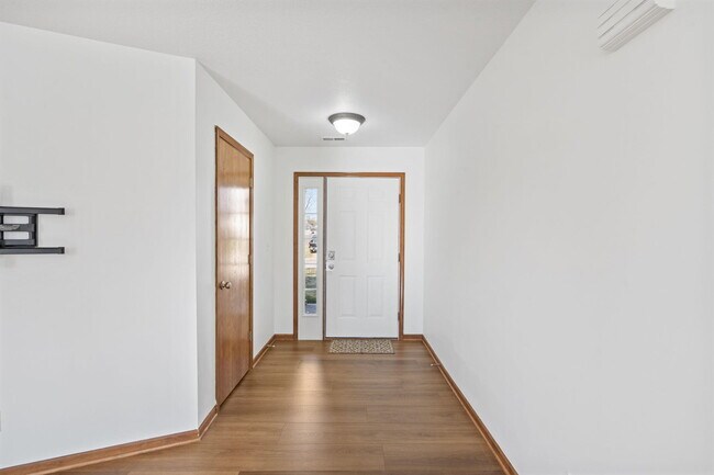 Building Photo - 5104 Sandstone Dr