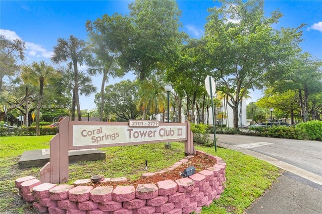 Primary Photo - 2701 Riverside Dr