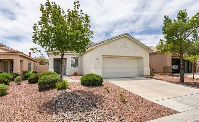 Building Photo - 10959 Pumpkin Ridge Ave