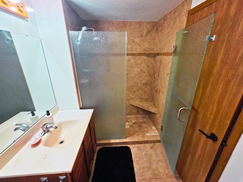 Building Photo - 510 M-35