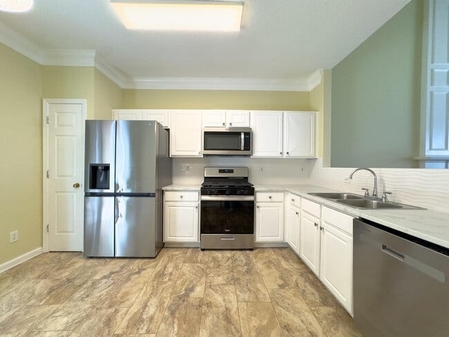Building Photo - 3025 Oxwell Dr NW