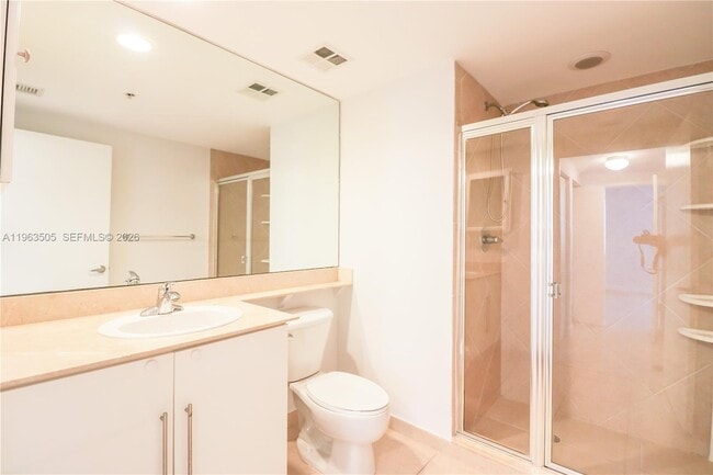 Building Photo - 335 S Biscayne Blvd