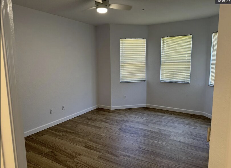 Building Photo - 3516 Shoma Dr