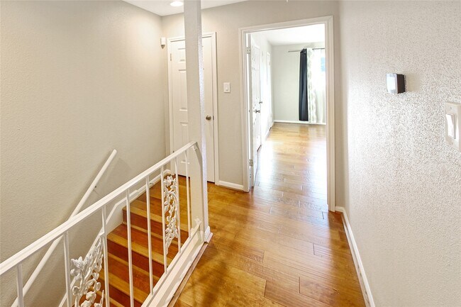 Building Photo - 14466 Misty Meadow Ln