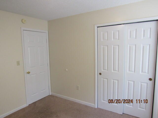 Building Photo - 705 Terrance Ct